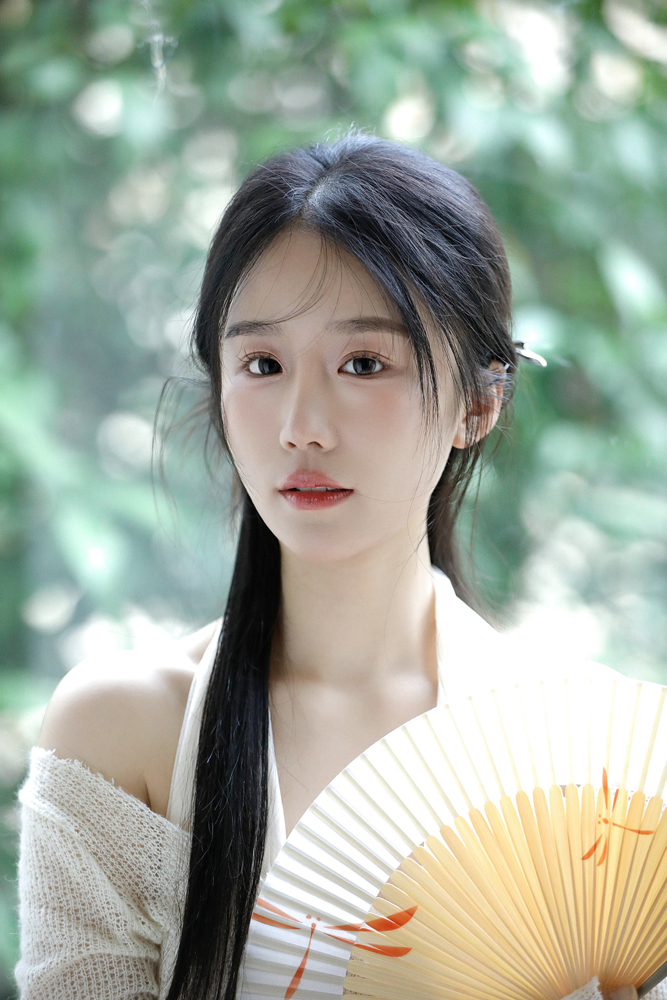 余婕