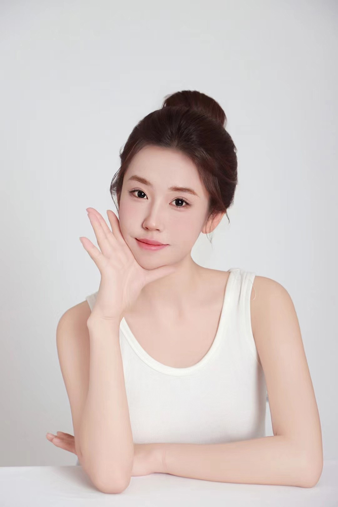 张芯语